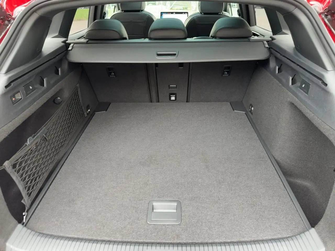 Volkswagen ID.7 GTX 4M IQ+NAV+AHK+PANO+STDHZG+HARMAN — معرض صور السيارة 14