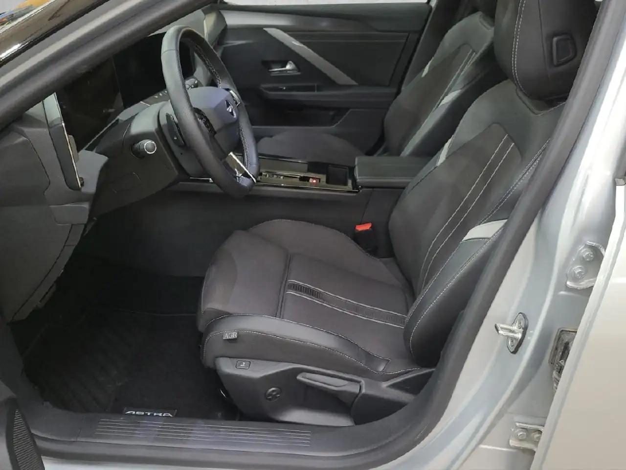 Opel Astra GS++AUTOMATIK++ — معرض صور السيارة 9