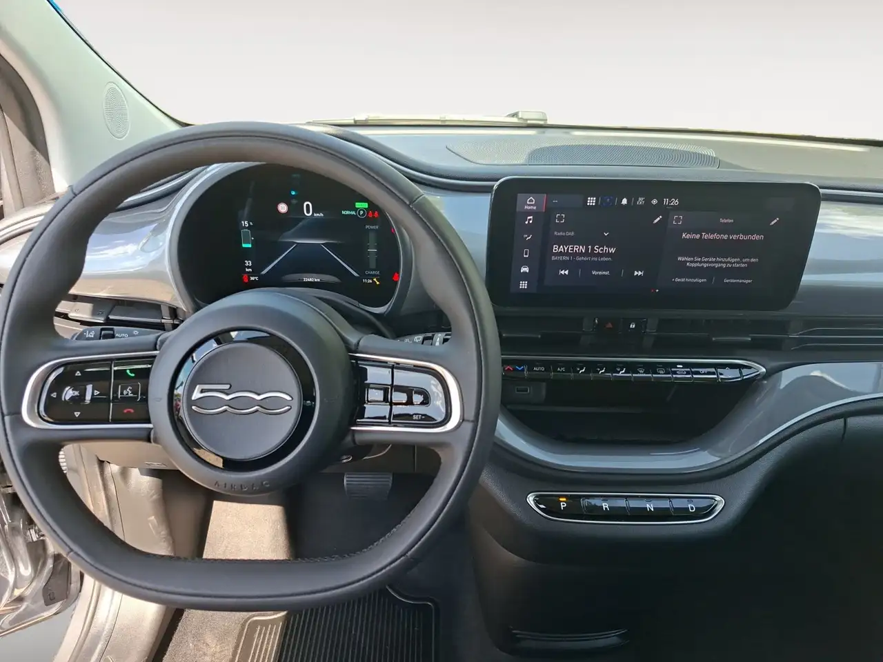 Fiat 500e 500 e Base Allwetterreifen CarPlay Tempomat — Galería del vehículo 13