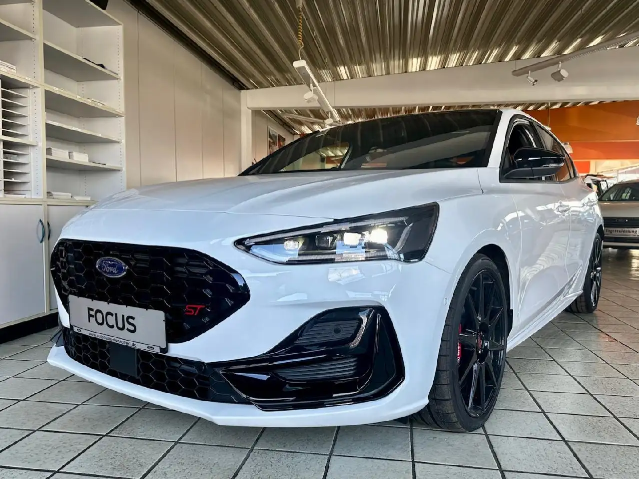 Ford Focus ST X *Vorführwagen* — Dillingen an der Donau