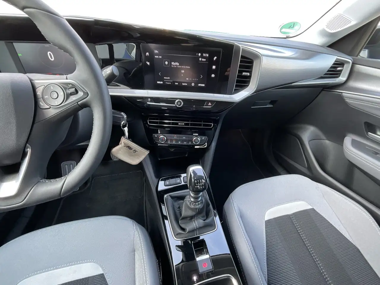 Opel Mokka 1.2 Elegance Kamera, Sitzheizung — Galería del vehículo 13