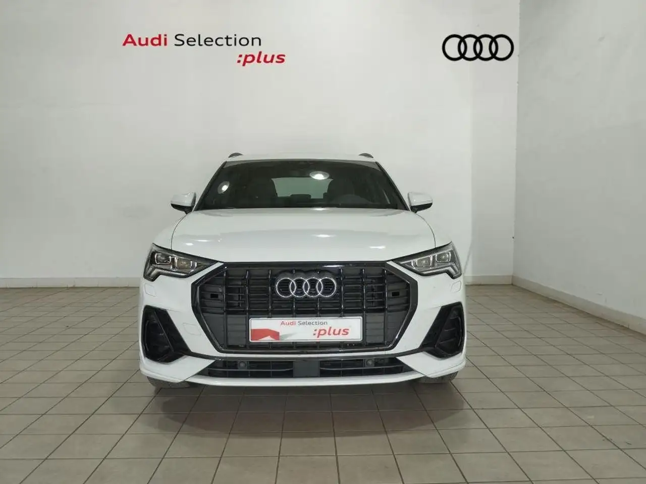 Audi Q3 35 TDI Genuine edition S tronic 110kW — Galería del vehículo 2