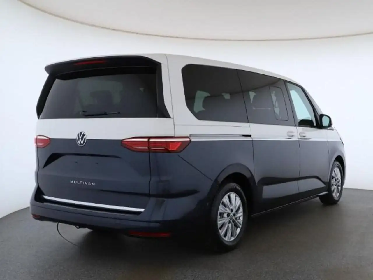 Volkswagen T7 Multivan 2.0 TSI Style lang*1,99% FIN*AHK*PAN — Galería del vehículo 4