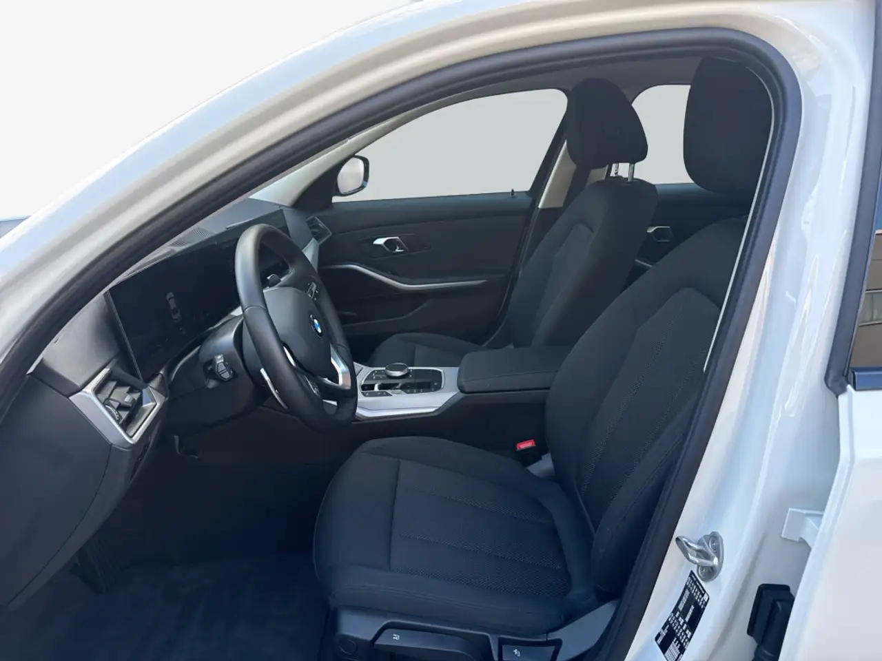 BMW 318 i Aut. Navi PDC — Vehicle gallery 11