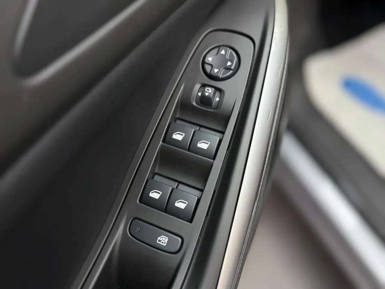 Opel Grandland GS Line 1.2|AHK|KAM|ALLWETTER|VIRT|LM — Galerie du véhicule 11