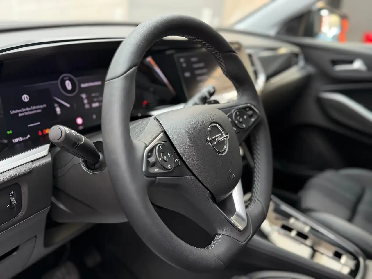 Opel Grandland GS Line 1.2|AHK|KAM|ALLWETTER|VIRT|LM — Galerie du véhicule 10