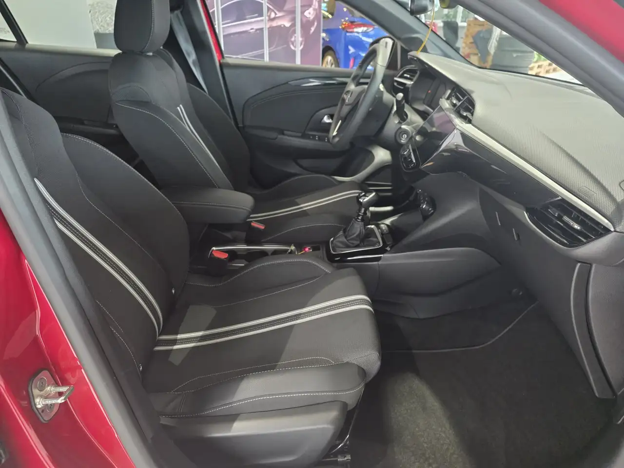 Opel Corsa GS NAVI/PDC V+H+CAM/SHZ+LHZ/Allwetterreifen — Galería del vehículo 9