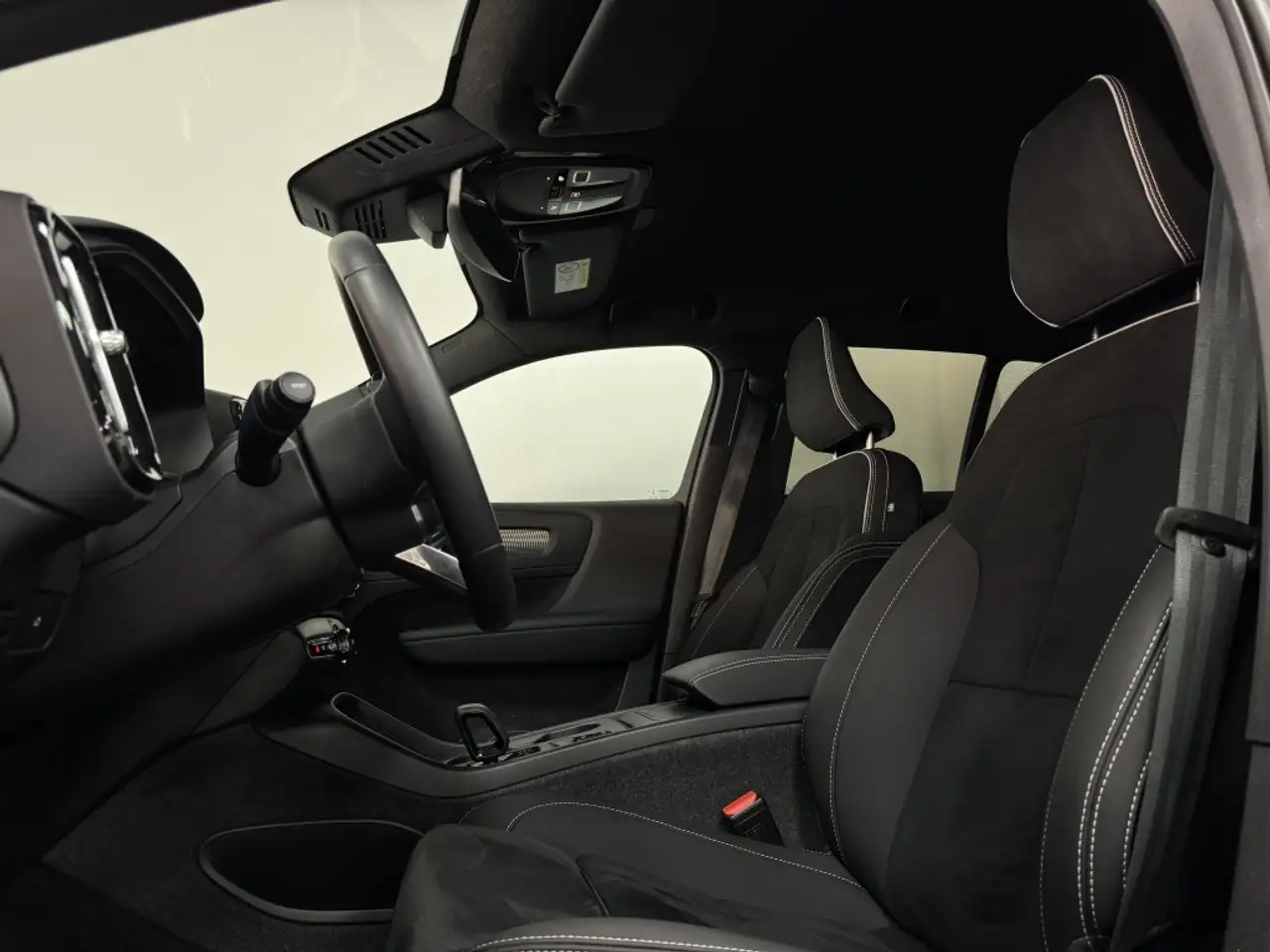 Volvo XC40 B3 Core Aut. — معرض صور السيارة 25
