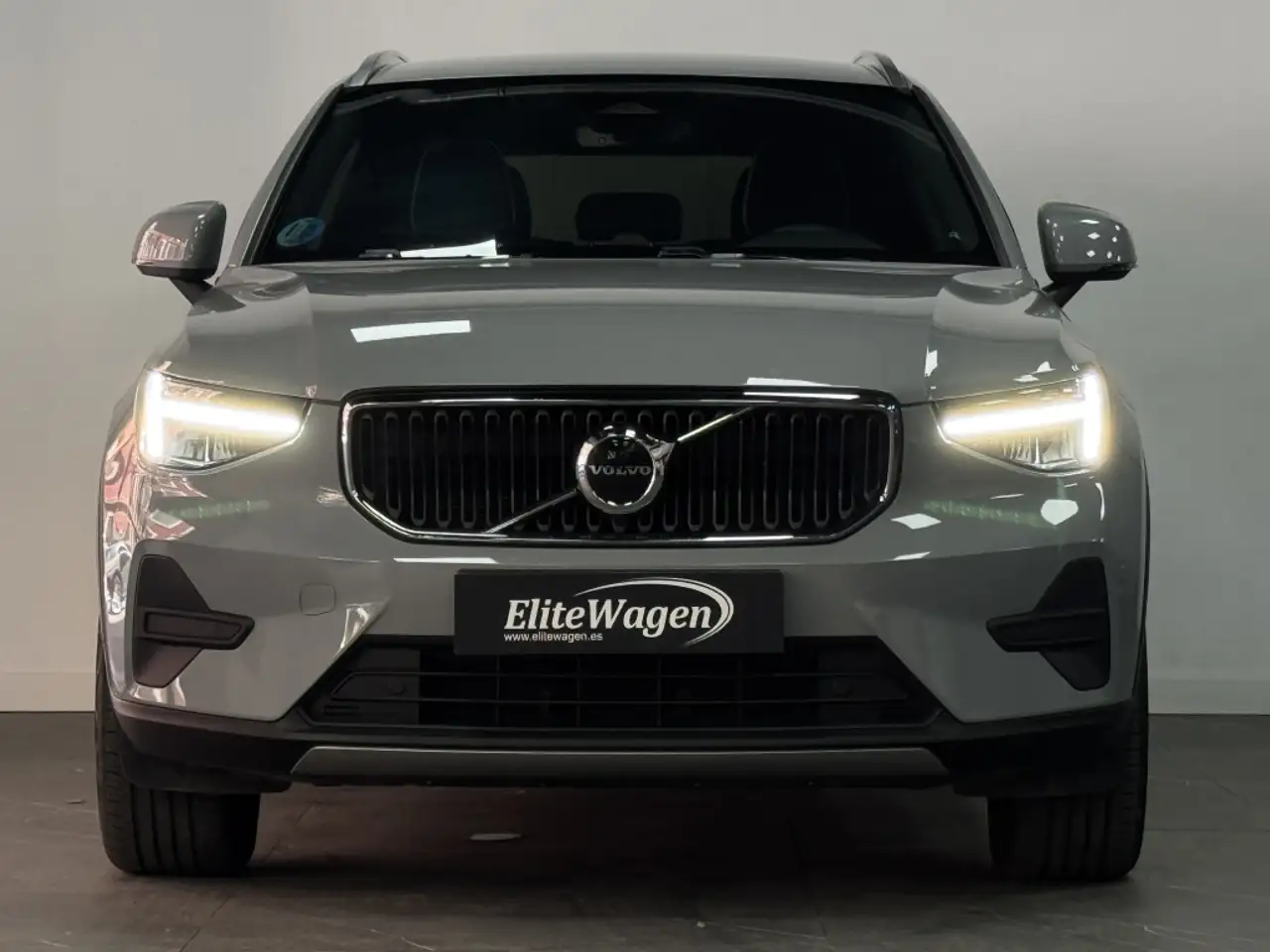Volvo XC40 B3 Core Aut. — معرض صور السيارة 4