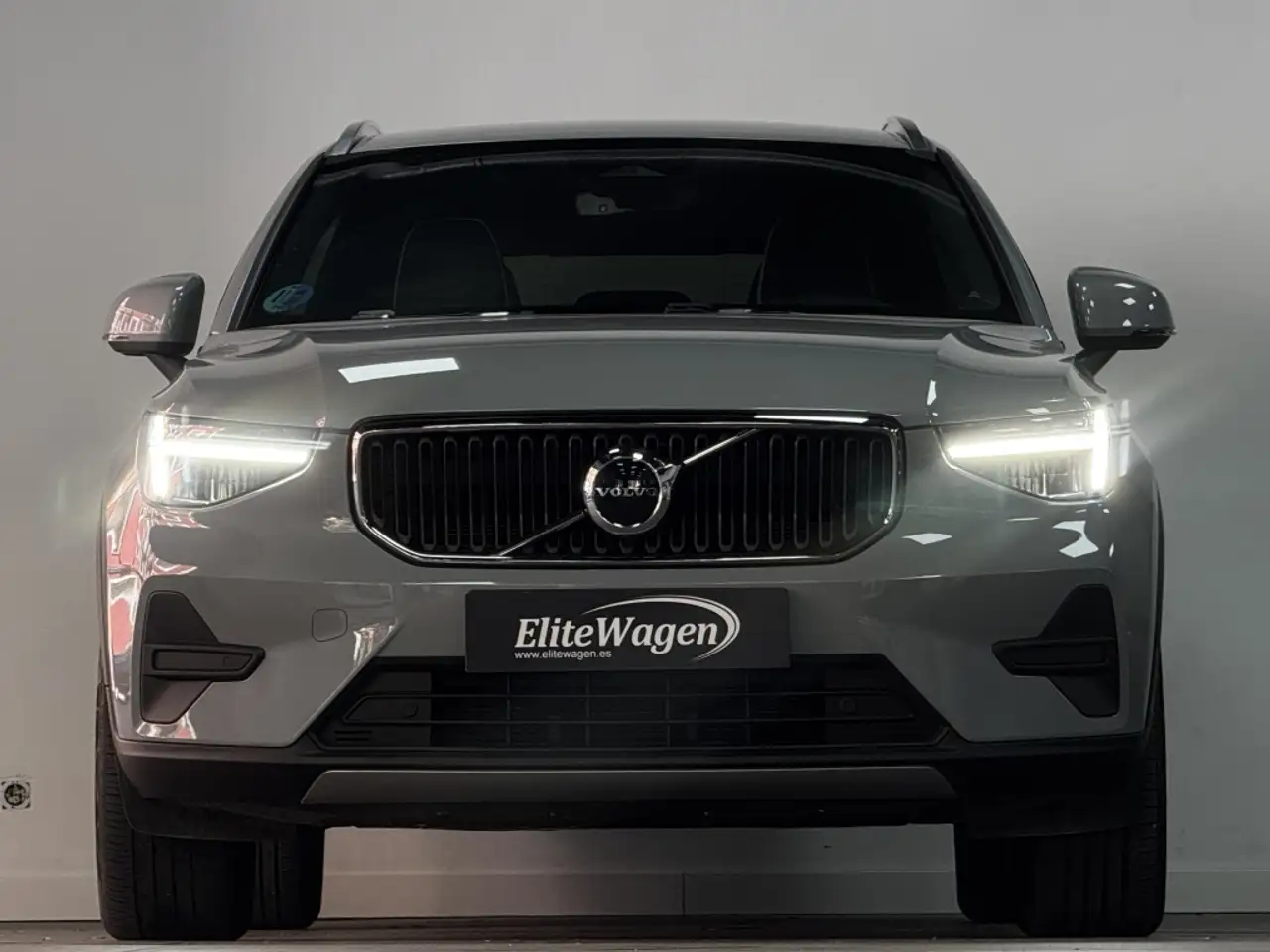 Volvo XC40 B3 Core Aut. — معرض صور السيارة 5