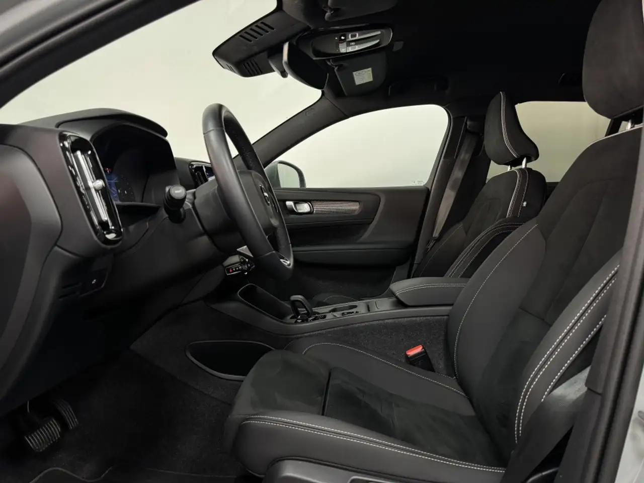 Volvo XC40 B3 Core Aut. — معرض صور السيارة 24