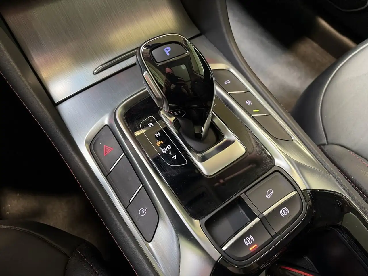 MG HS 1.5 T-GDI Luxury Aut. — معرض صور السيارة 22