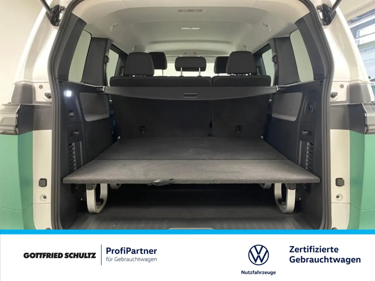 Volkswagen ID. Buzz Pro 150kw AHK Alu — Vehicle gallery 11