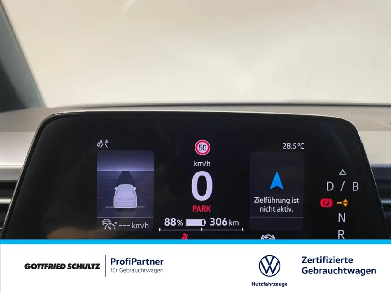 Volkswagen ID. Buzz Pro 150kw AHK Alu — Vehicle gallery 16
