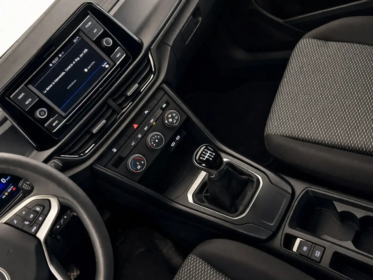 Volkswagen T-Roc 1.0 TSI 81kW — Vehicle gallery 11