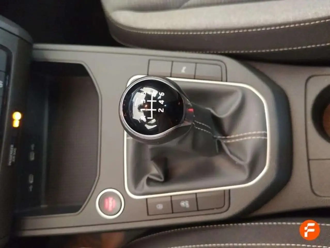 SEAT Ibiza 1.0 TSI S&S Special Edition 115 — Galerie du véhicule 19