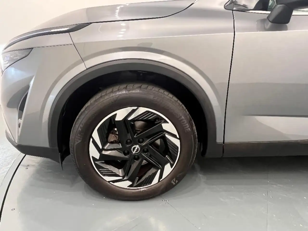 Nissan Qashqai 1.3 DIG-T MHEV 103KW N-CONNECTA 140 5P — Galería del vehículo 6