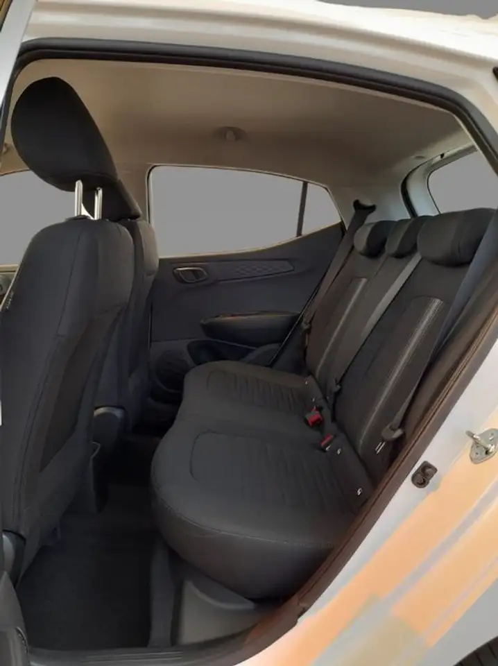 Hyundai i10 1.0 MPI Klass — معرض صور السيارة 6