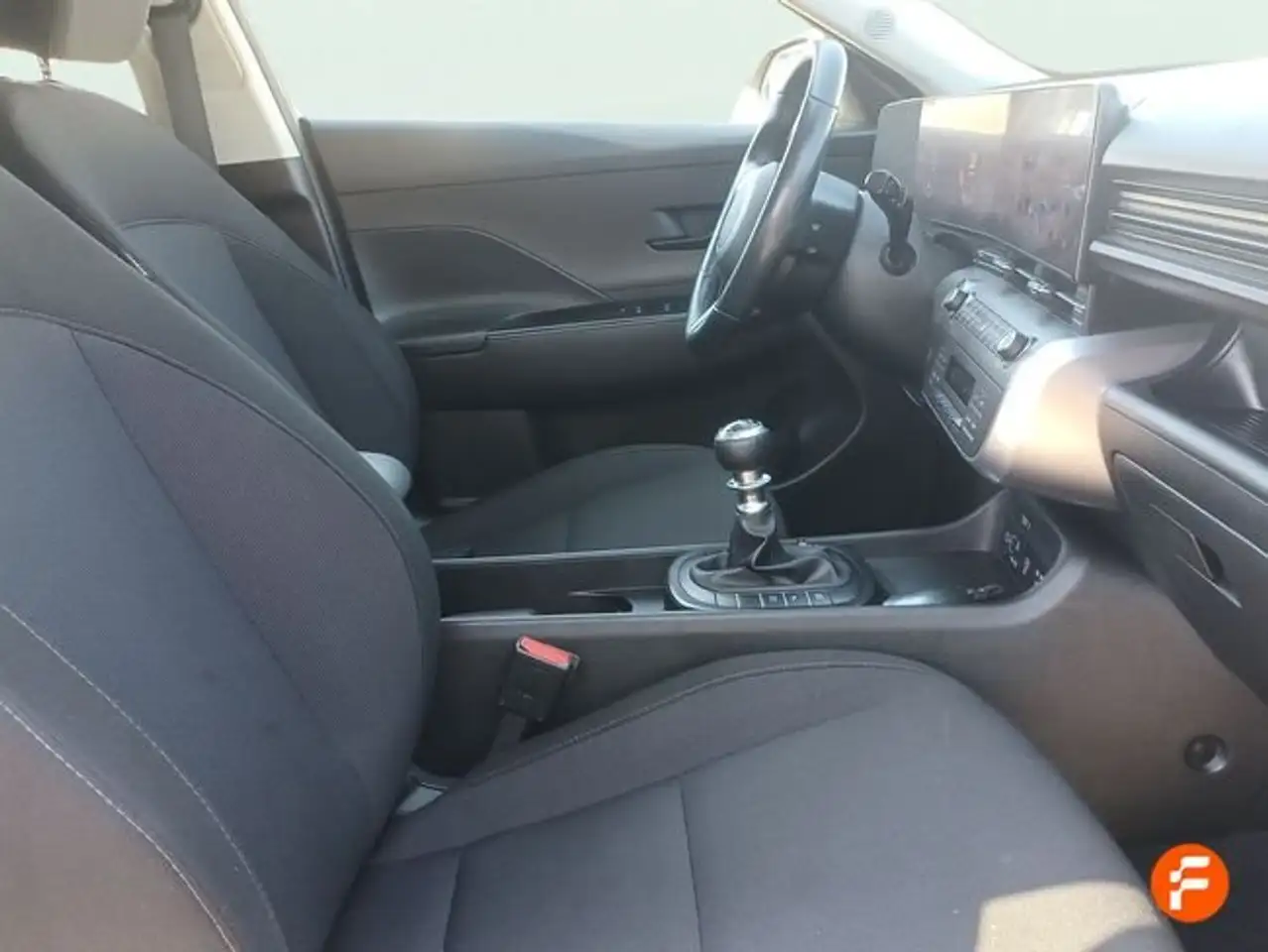 Hyundai KONA 1.0 TGDI Tecno 4x2 — معرض صور السيارة 17