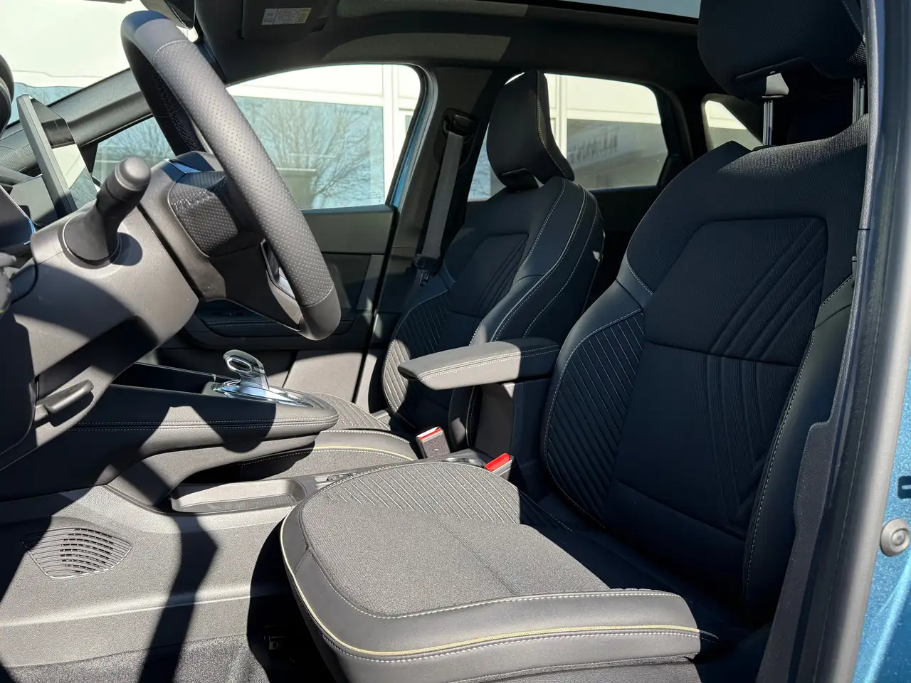 Renault Symbioz ICONIC 145 E-Tech Full Hybrid VERFÜGBAR — Galerie du véhicule 9
