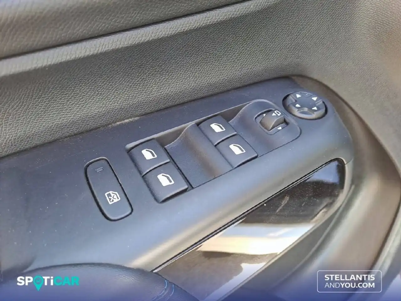 Citroen C5 Aircross PureTech S&S Plus 130 — معرض صور السيارة 12