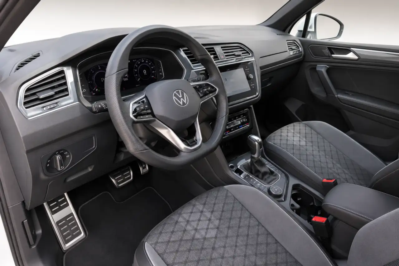 Volkswagen Tiguan 1.4 eHibrid R-Line 180kW — Galería del vehículo 8