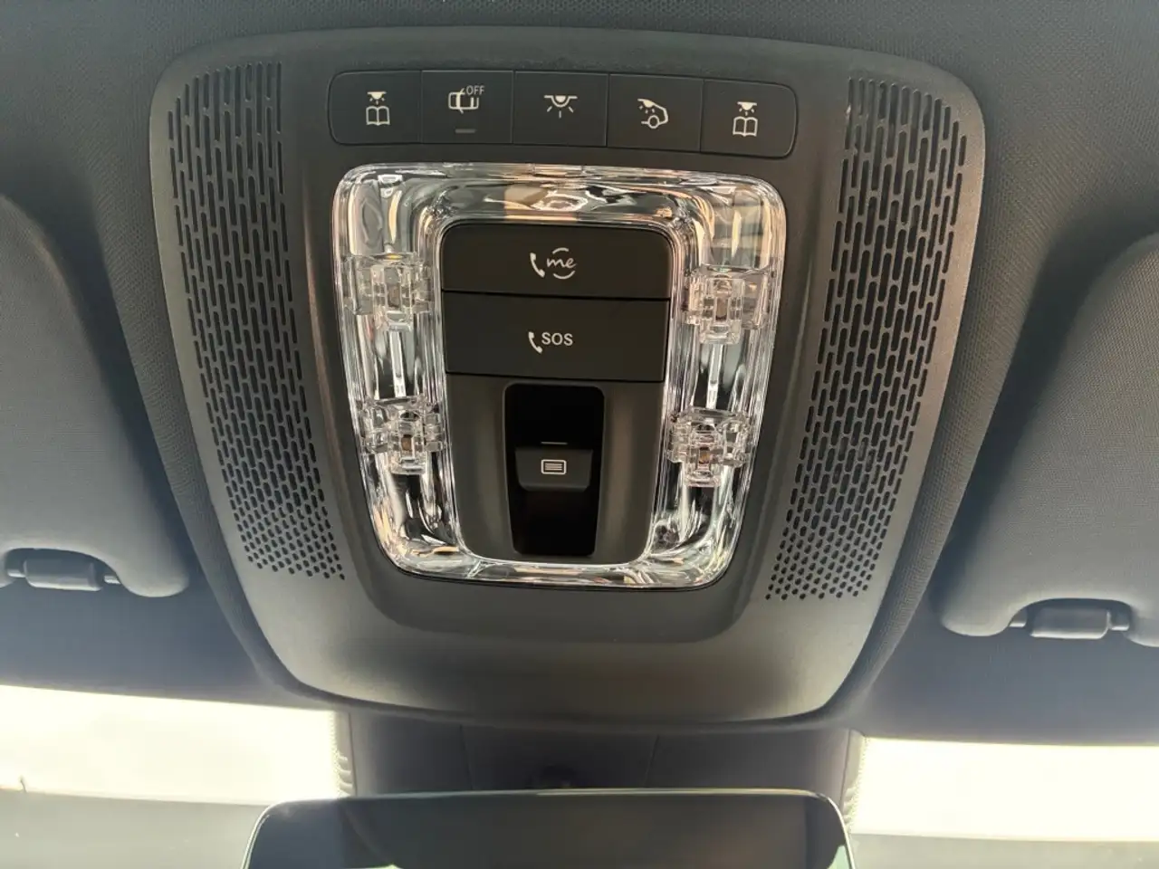 Mercedes-Benz CLA 180 SB Progr. Panorama Multibeam Night 360° — Galerie du véhicule 19