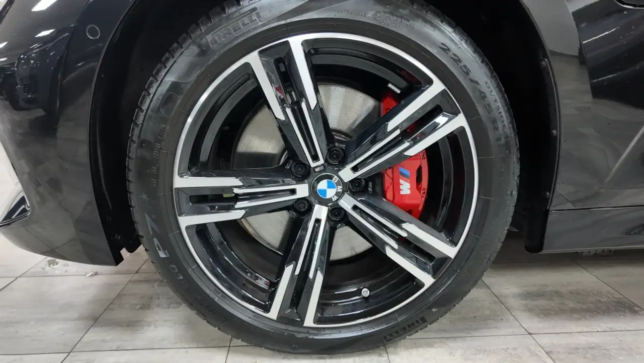 BMW 330 330e xDrive Touring M Sport — معرض صور السيارة 12