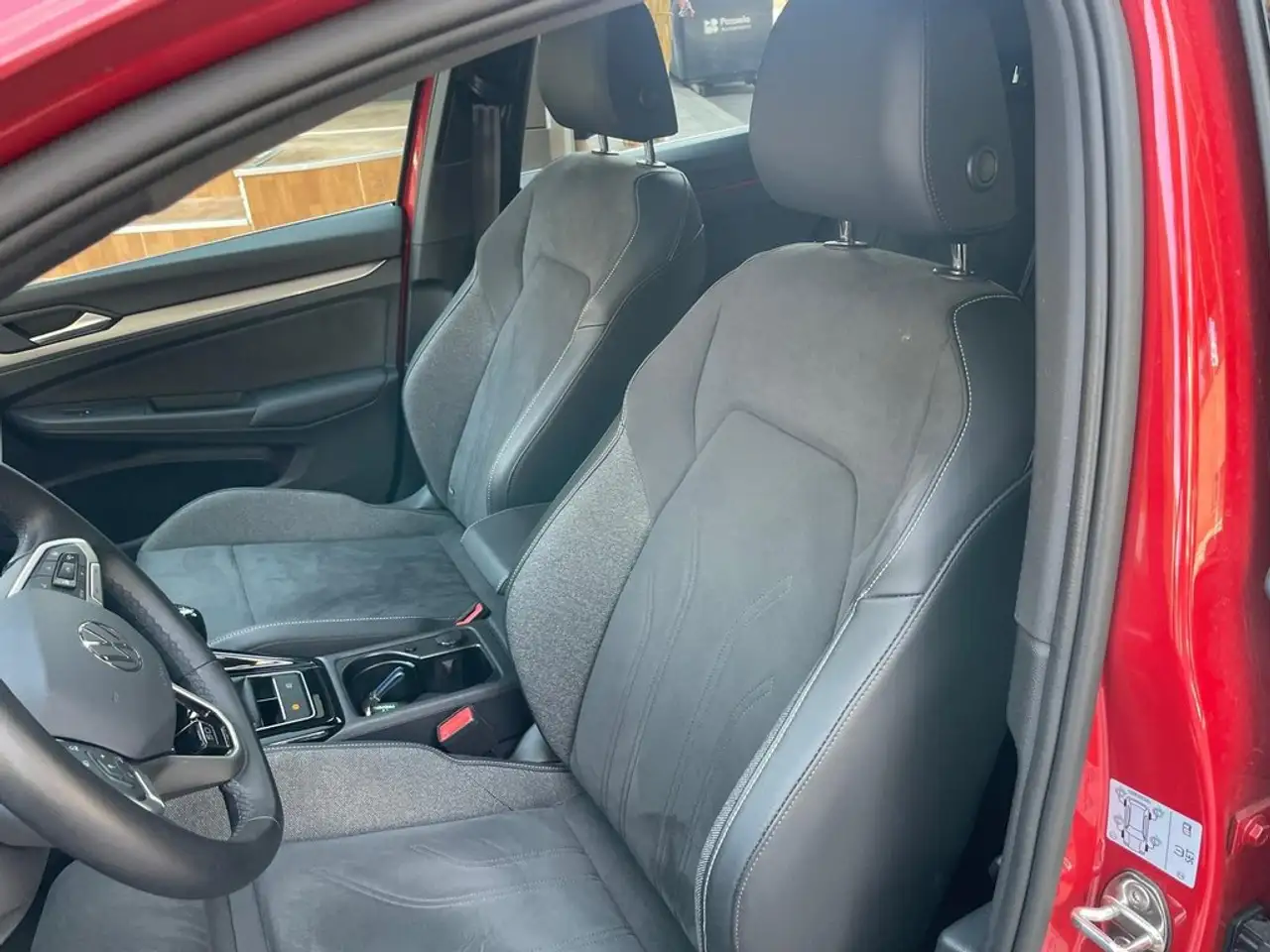 Volkswagen Golf 1.5 TSI 50 Aniversario 110kW — Vehicle gallery 13