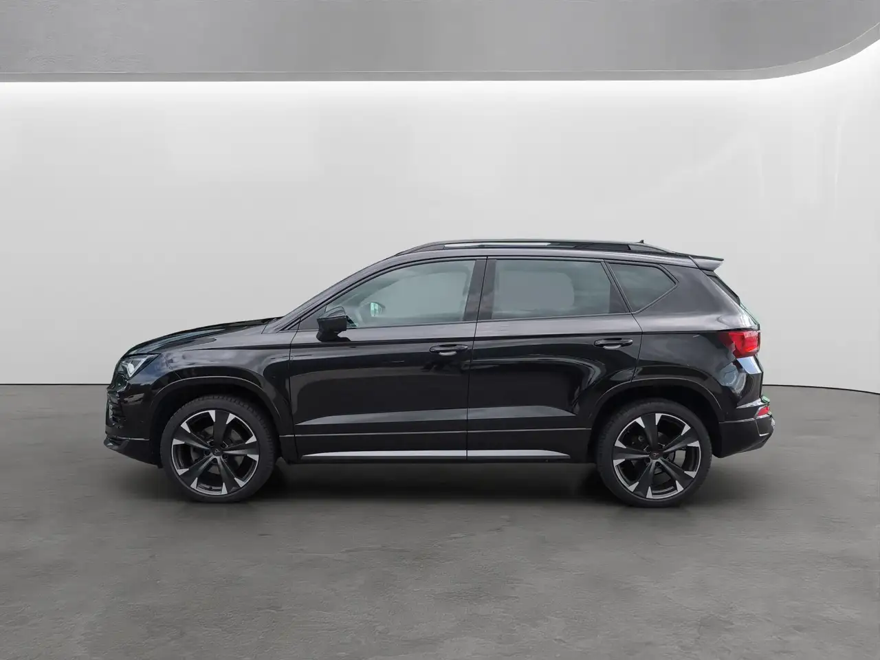 CUPRA Ateca 1.5 TSI DSG LED+NAVI+KAMERA+PARKLENK+19 — معرض صور السيارة 4