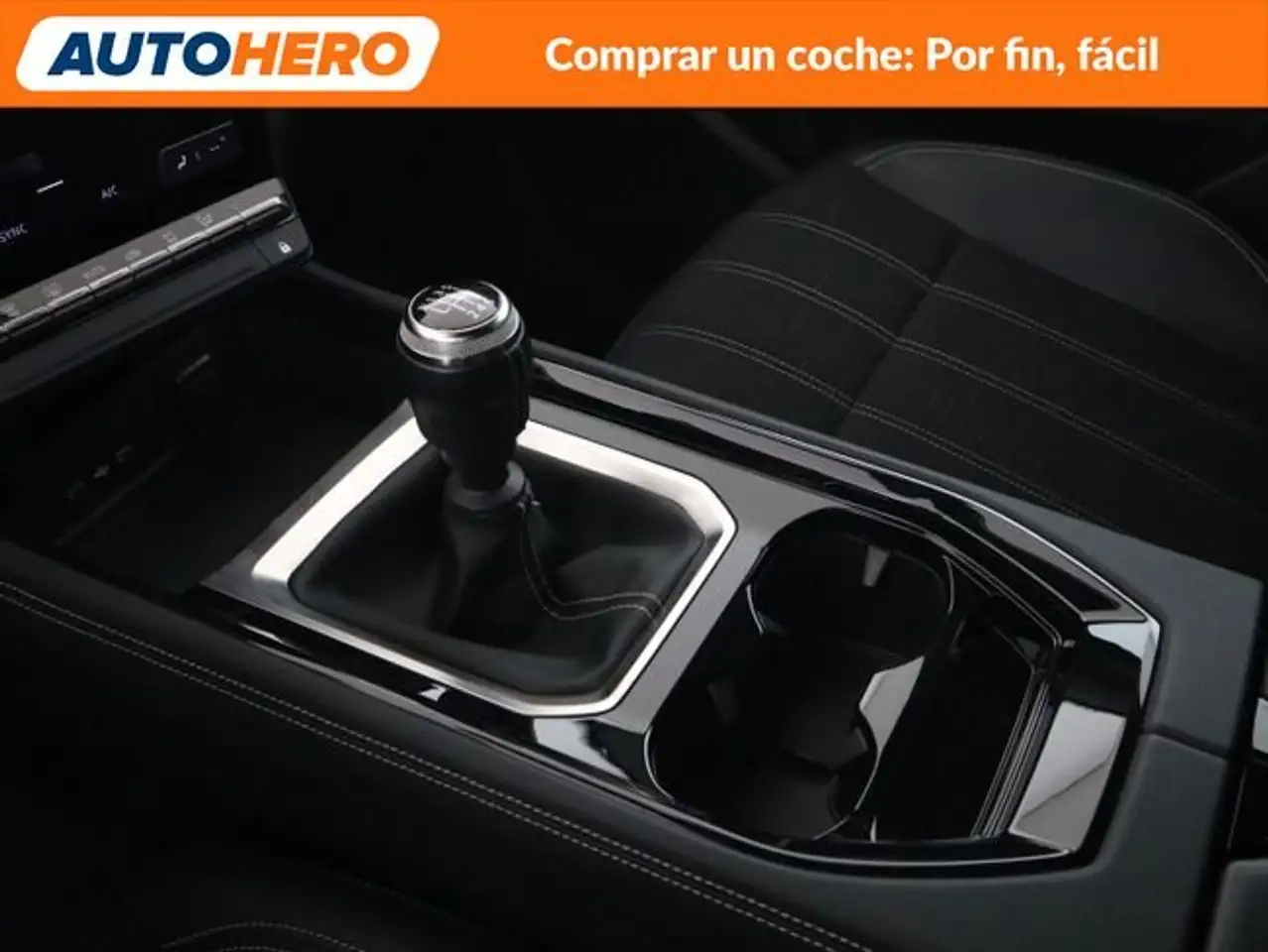 Renault Austral 1.3 TCe Mild-Hybrid Techno — Galería del vehículo 29