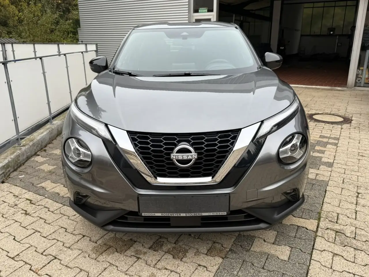 Nissan Juke 1.0 DIG-T N-Connecta — Stolberg