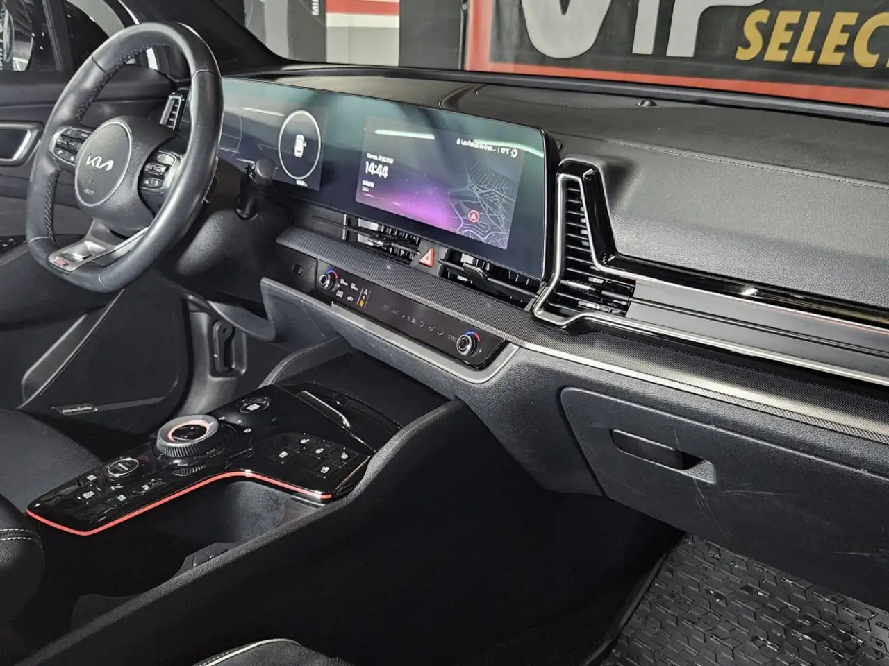 Kia Sportage Todoterreno Automático de 5 Puertas — معرض صور السيارة 11