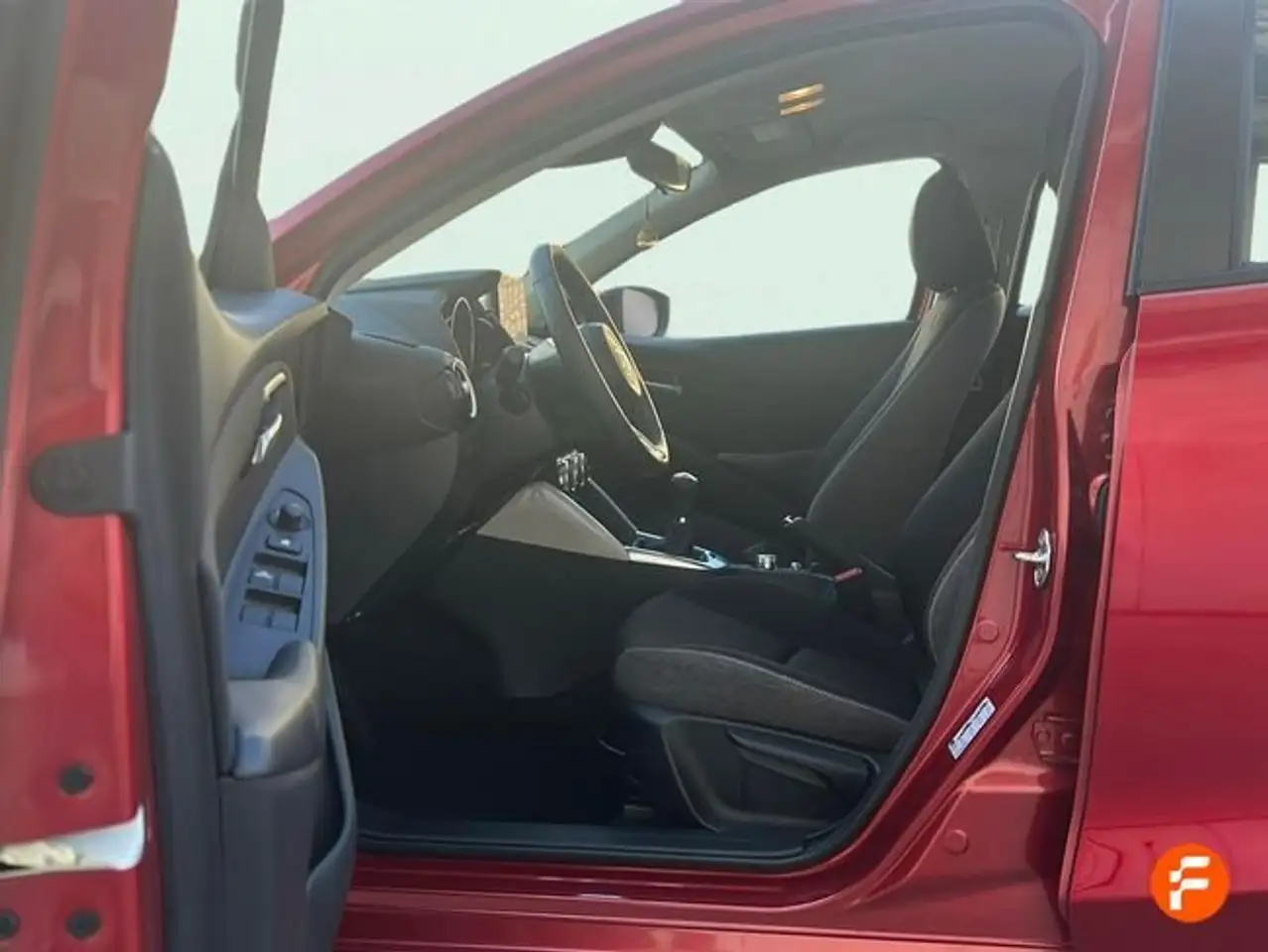 Mazda 2 e-SKYACTIV G 66kW (90CV) Center-Line — Galería del vehículo 24