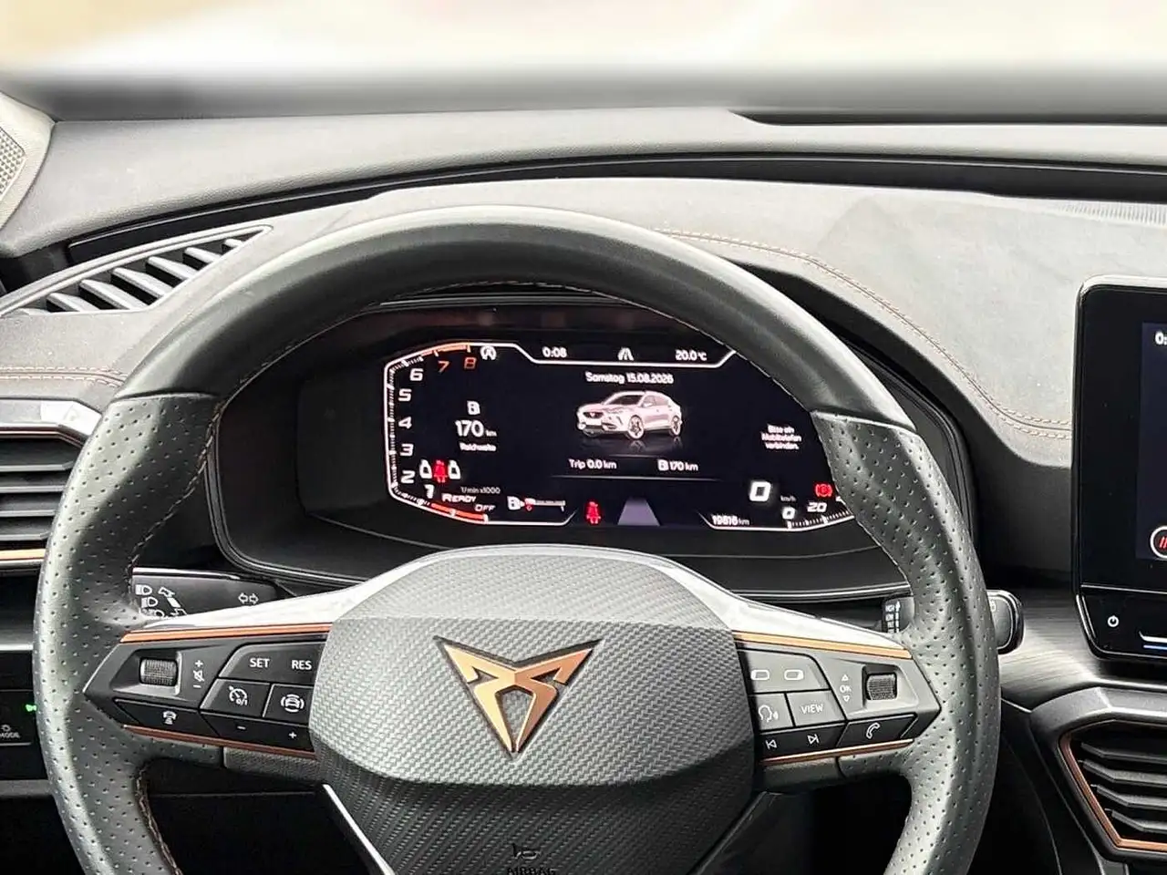 CUPRA Formentor 1.5 TSI Garantie ElekHeckklappe RFK Sitzhzg ACC — معرض صور السيارة 16