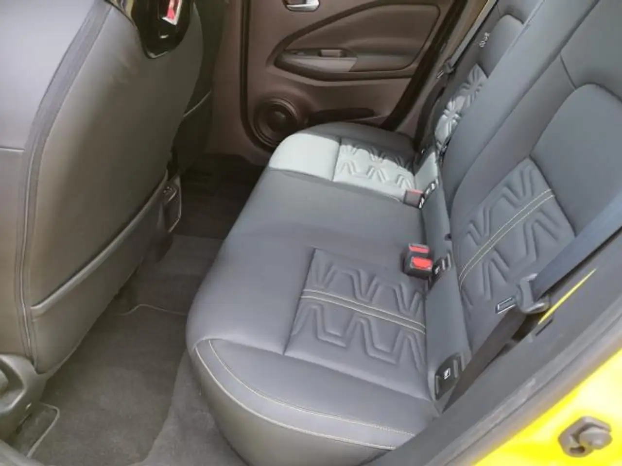 Nissan Juke N-SPORT HYBRID 143PS TECH LEDER BOSE GARANTIE — معرض صور السيارة 15