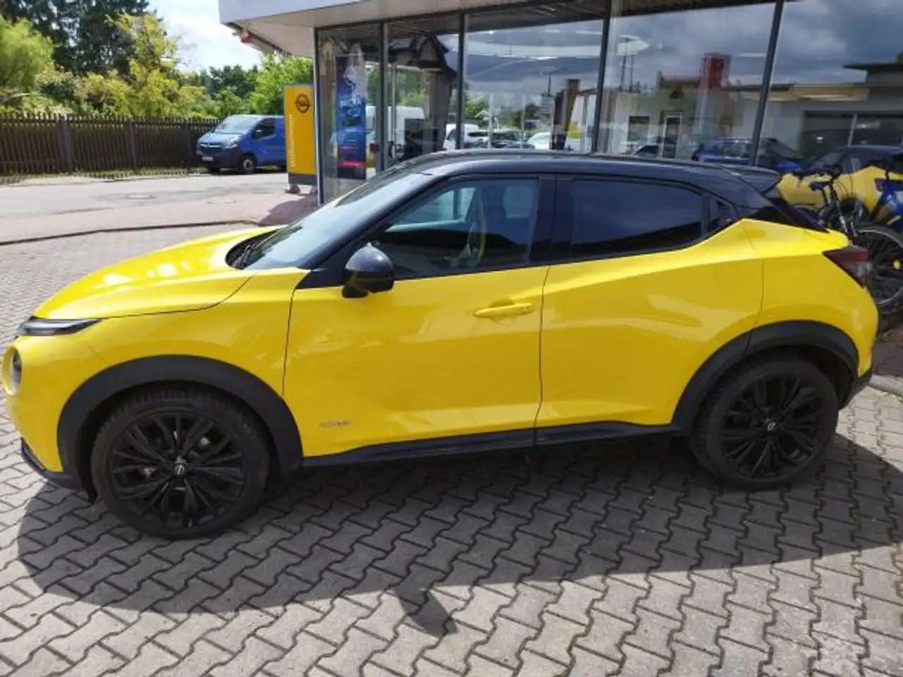 Nissan Juke N-SPORT HYBRID 143PS TECH LEDER BOSE GARANTIE — معرض صور السيارة 2