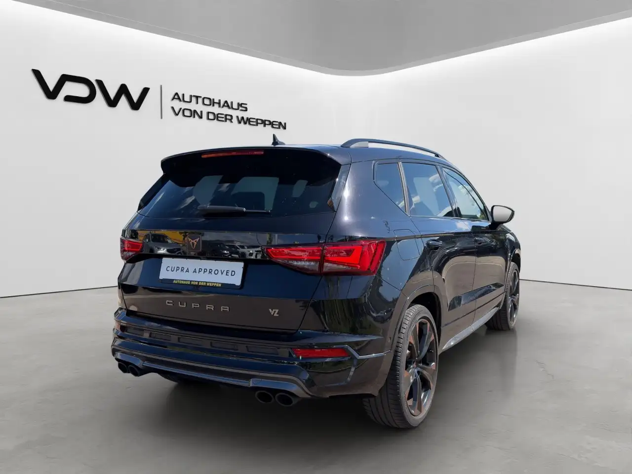 CUPRA Ateca TSI DSG VZ 4Drive 5JGar TopView AHK Beats — معرض صور السيارة 9