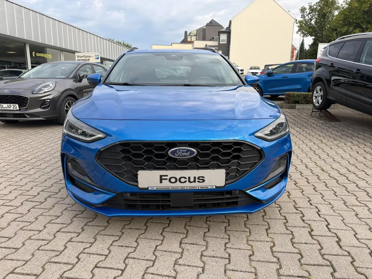 Ford Focus ST-Line LED/KAMERA/TWA/AHK/NAV — معرض صور السيارة 2