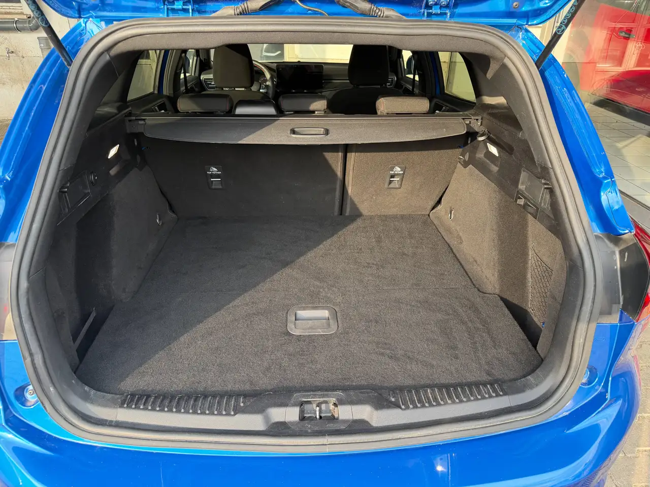 Ford Focus ST-Line LED/KAMERA/TWA/AHK/NAV — معرض صور السيارة 16