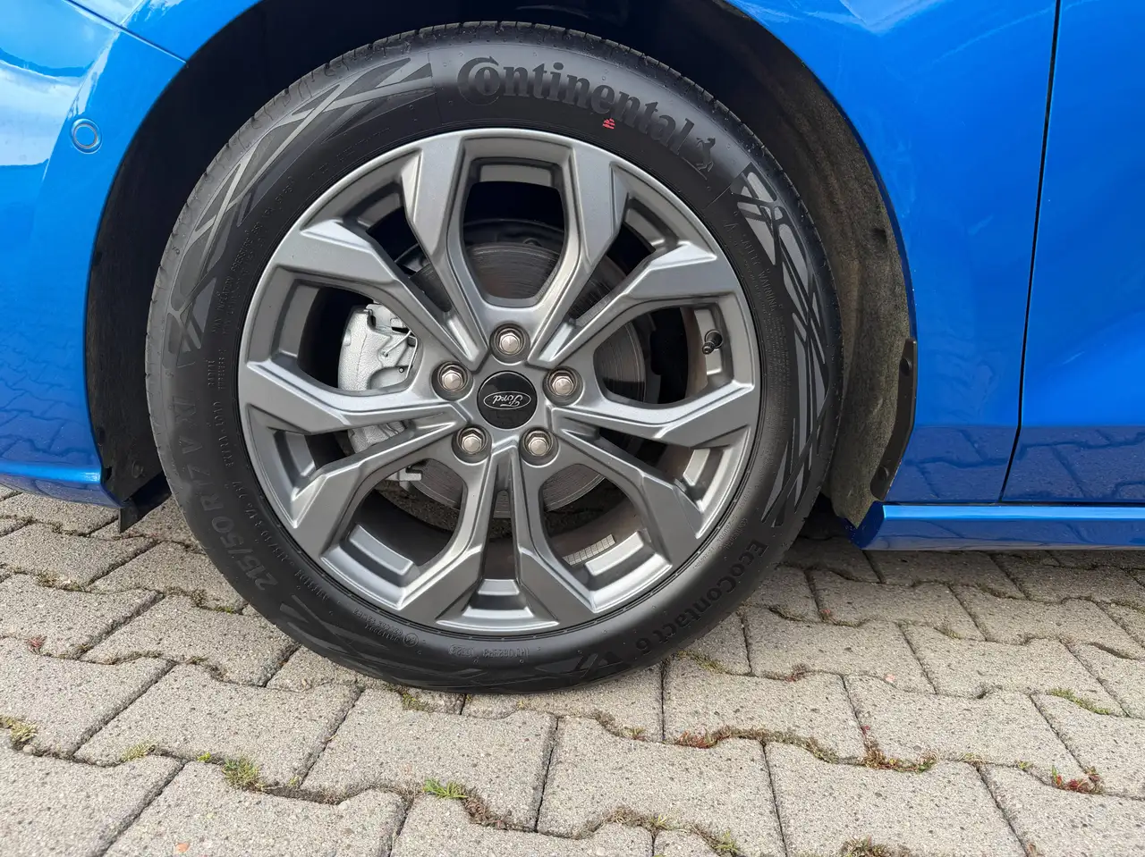 Ford Focus ST-Line LED/KAMERA/TWA/AHK/NAV — معرض صور السيارة 8