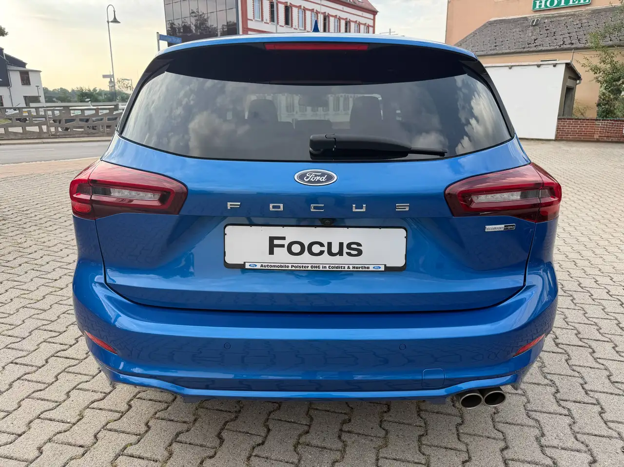 Ford Focus ST-Line LED/KAMERA/TWA/AHK/NAV — معرض صور السيارة 6