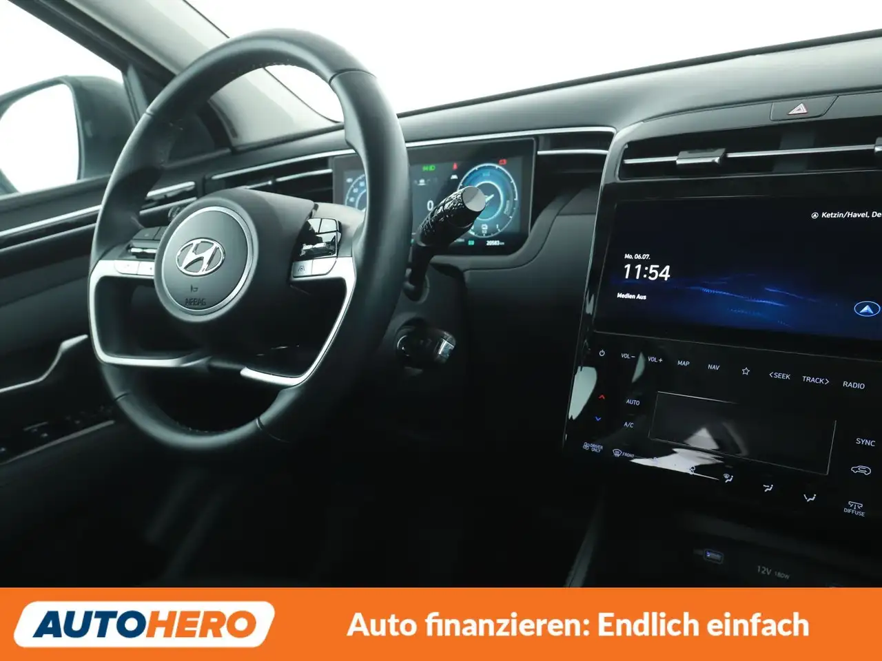 Hyundai TUCSON 1.6 T-GDI Plug-in Hybrid 4WD Aut.*NAV*ACC*CAM*PDC* — Vehicle gallery 13