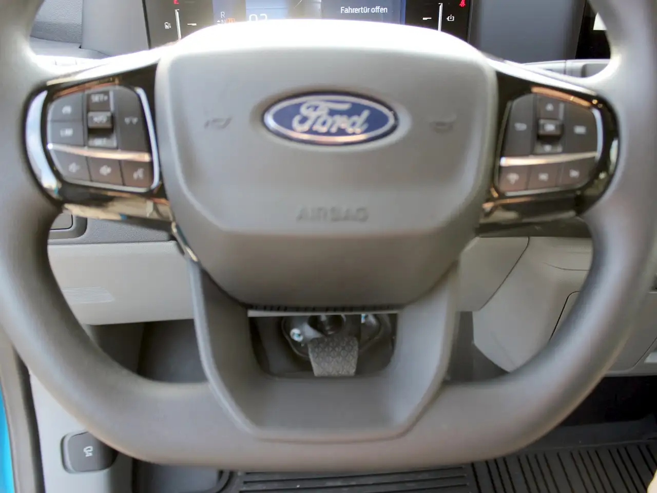 Ford Transit Custom E 340 L1 RWD Trend — Galería del vehículo 11