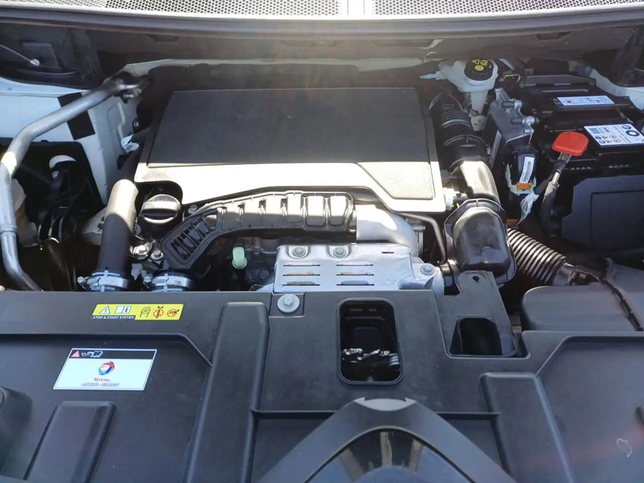 Citroen C5 Aircross PureTech 130 Plus — Galería del vehículo 5