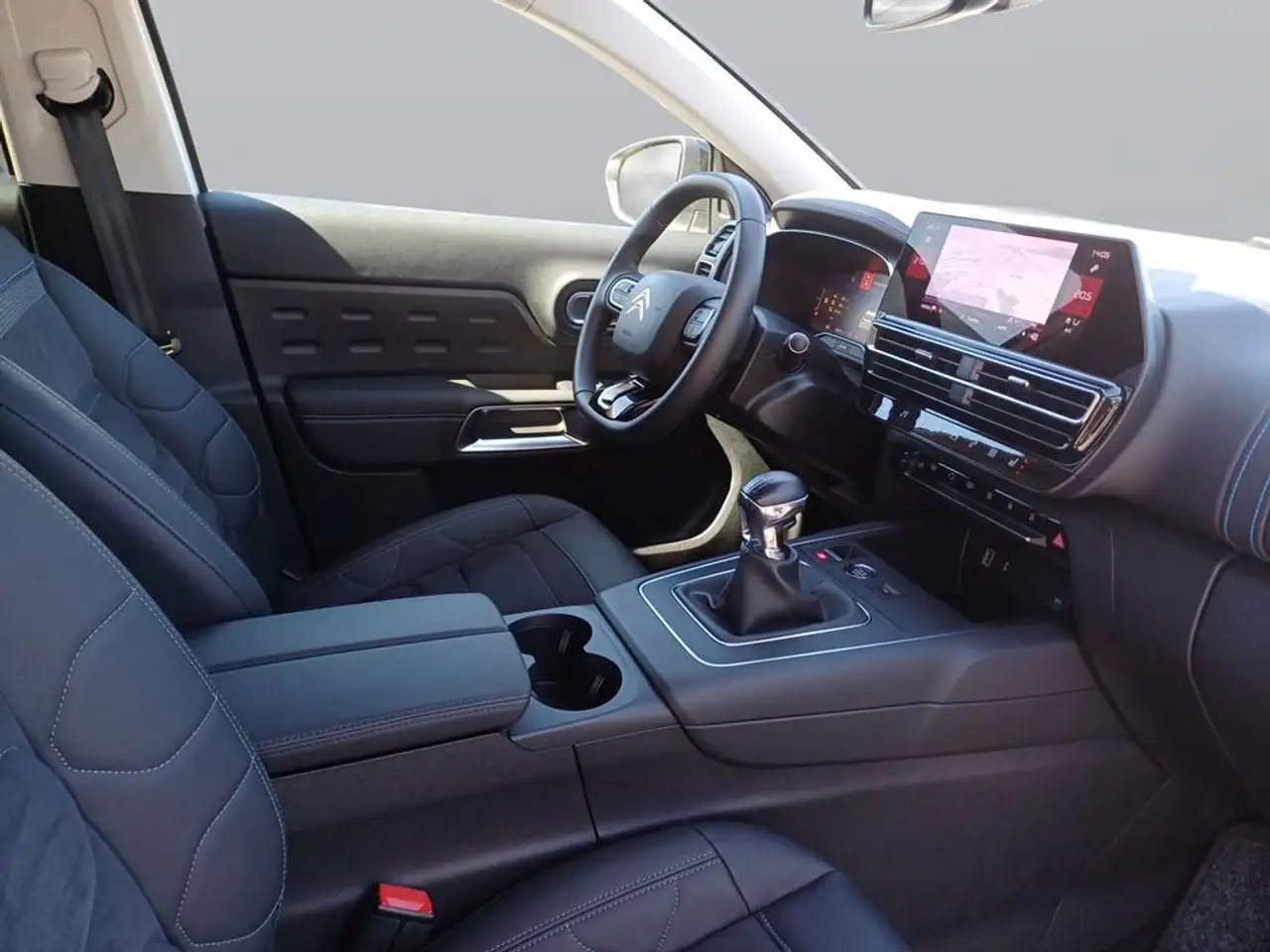 Citroen C5 Aircross PureTech 130 Plus — Galería del vehículo 11