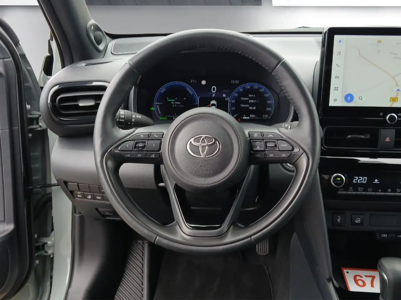 Toyota Yaris Cross_Allrad Premiere Edition Hybrid Headup-Displa — معرض صور السيارة 8