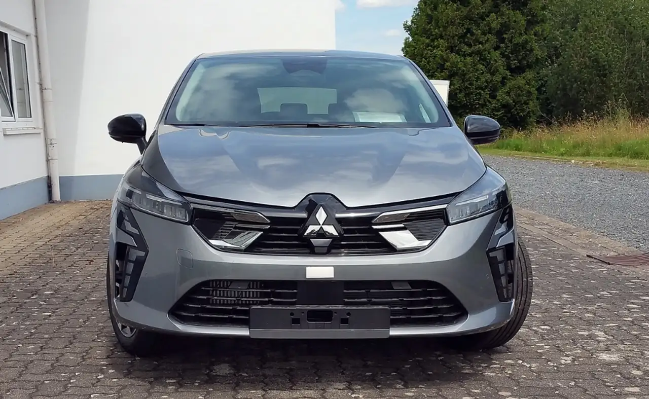 Mitsubishi Colt PLUS 1.0 T Sitz+Lenkrdhzg/Kamera uvm. — Vehicle gallery 2