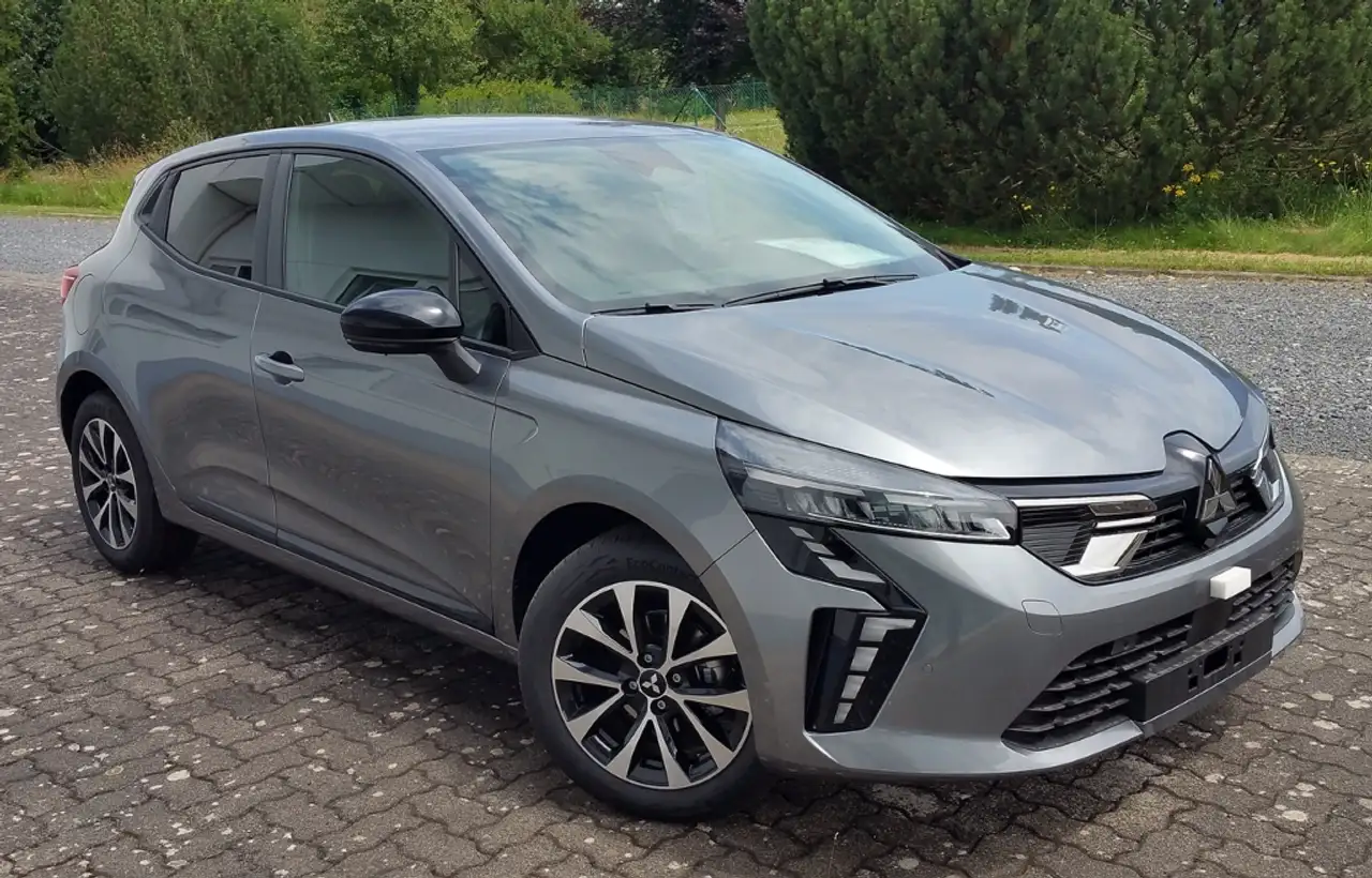 Mitsubishi Colt PLUS 1.0 T Sitz+Lenkrdhzg/Kamera uvm. — Vehicle gallery 3