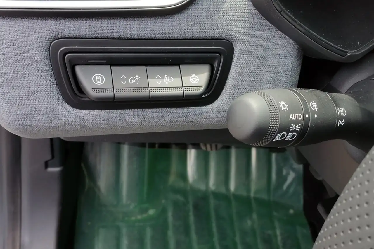 Mitsubishi Colt PLUS 1.0 T Sitz+Lenkrdhzg/Kamera uvm. — Vehicle gallery 11